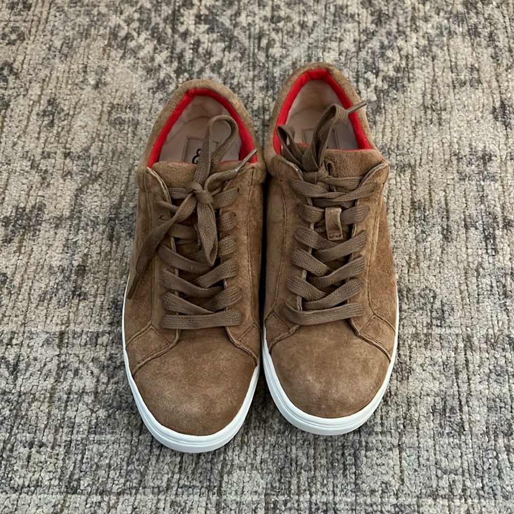 Ugg karine sneakers 9.5